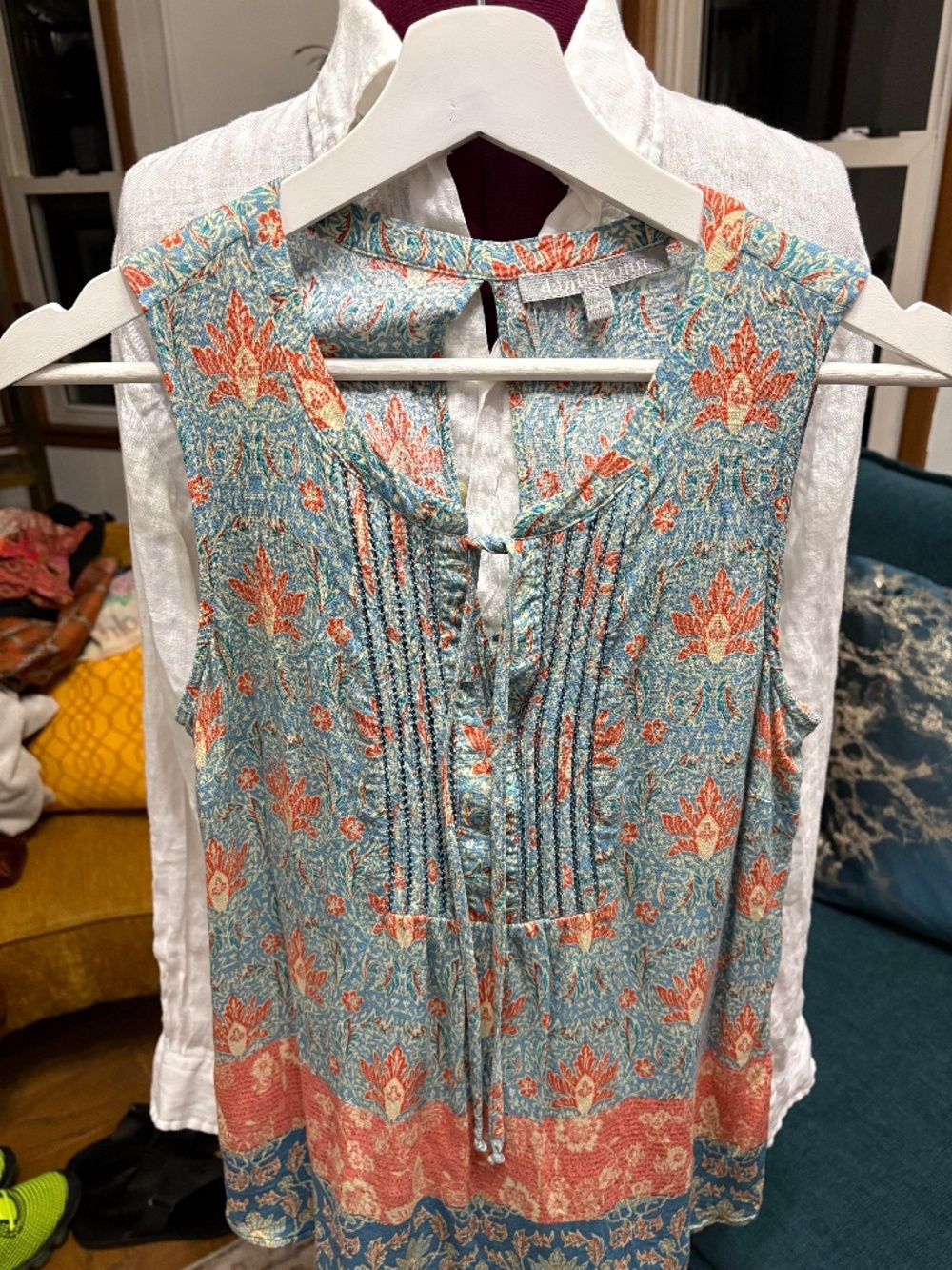 Daniel Rainn Blue Floral Sleeveless Rayon Blouse